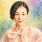 鈴木保奈美の実家は茅ヶ崎の山の上！断捨離で海の見える場所に引越しした理由